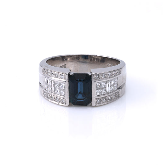 ReMARKable Estate Color Gemstone Ring in 18 Karat White Gold with 1 Emerald Sapphire 2.06ctw 8.1mm-8.1mm