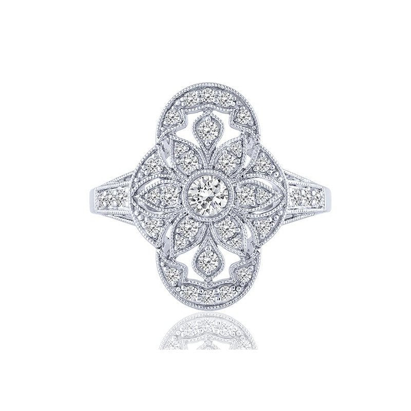 Intricate vintage diamond ring in yellow gold.