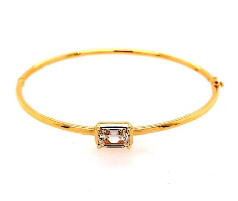 Lab-Grown Diamond Bracelet in 18 Karat Yellow with 1.08ctw D VVS2 Rectangular Diamond