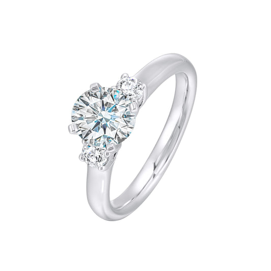 Three-stone diamond ring in white gold.