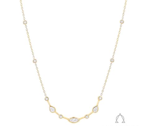 18K yellow gold necklace with marquise diamond.