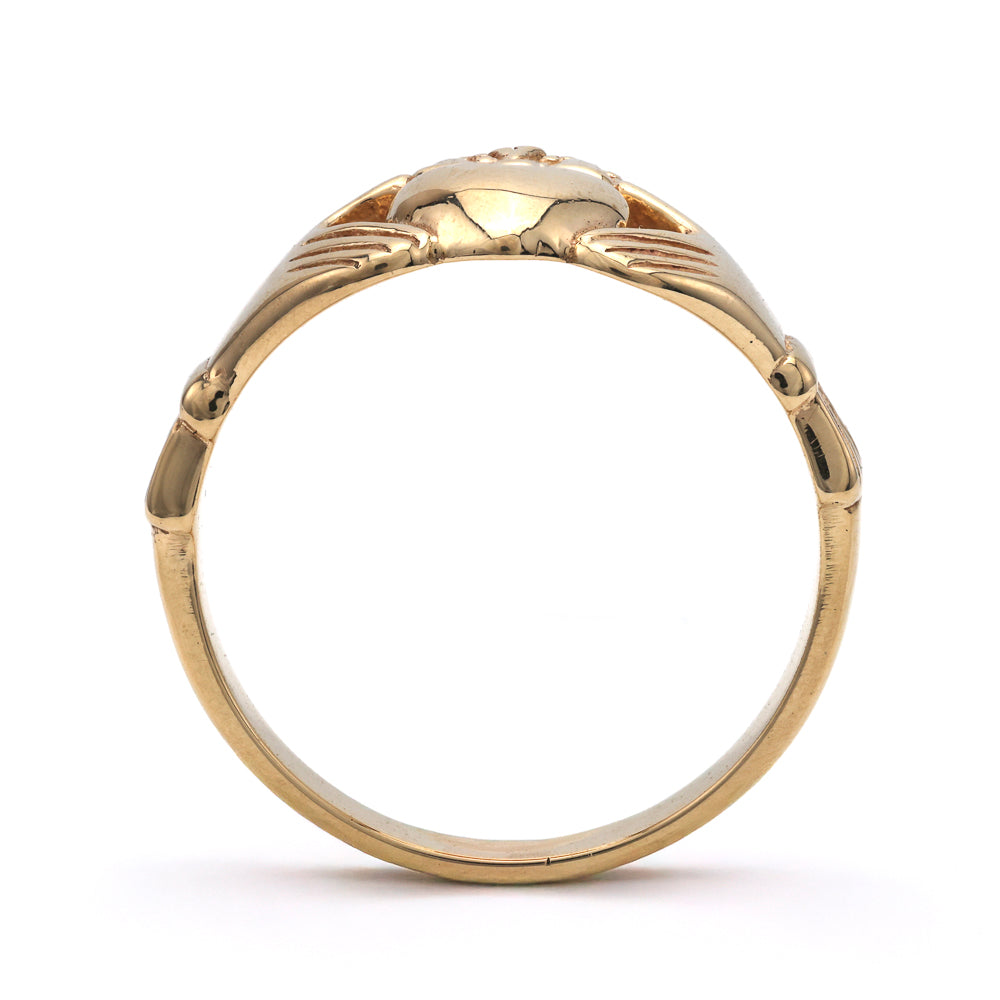 Engraved 14K yellow gold fashion ring.