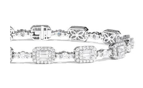 Diamond bracelet with various shapes in white gold.