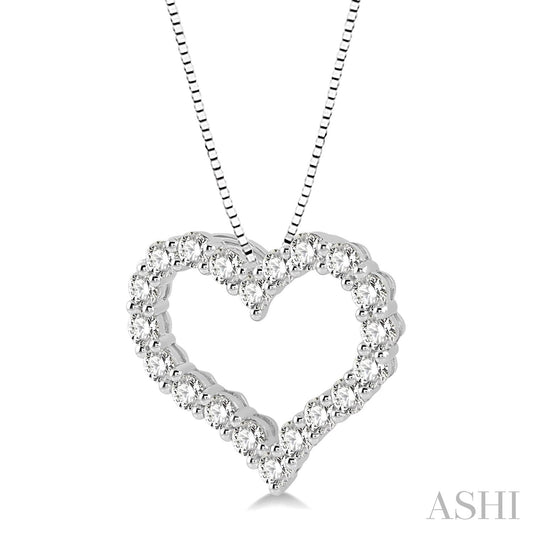 Heart-shaped diamond necklace in white gold.