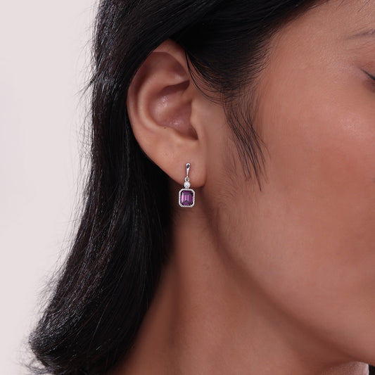 Emerald-colored alexandrite earrings in silver.