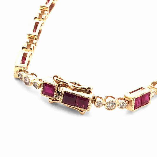 Venetti Alternating Link Color Gemstone Bracelet in 14 Karat Yellow Gold with 27 Princess Rhodolite Garnets 5.59ctw