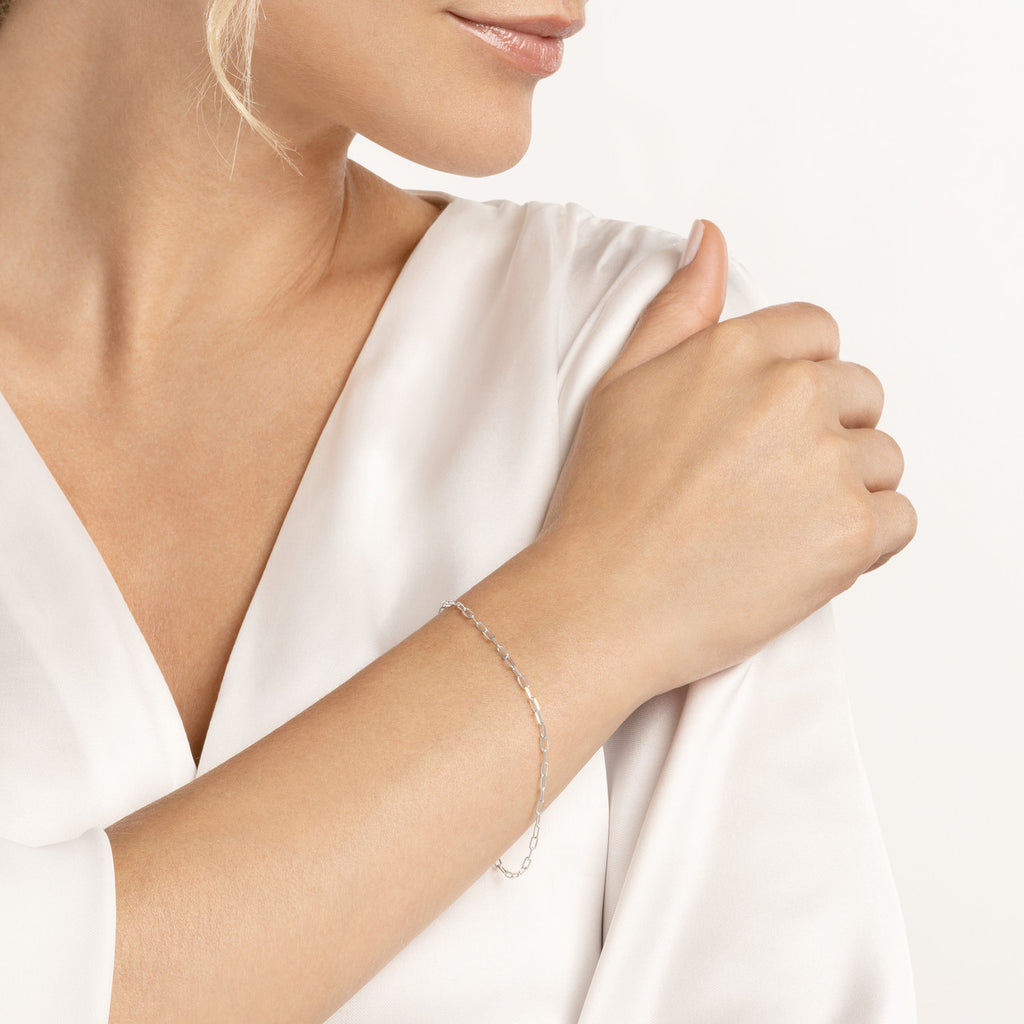 14K yellow gold paperclip bracelet.