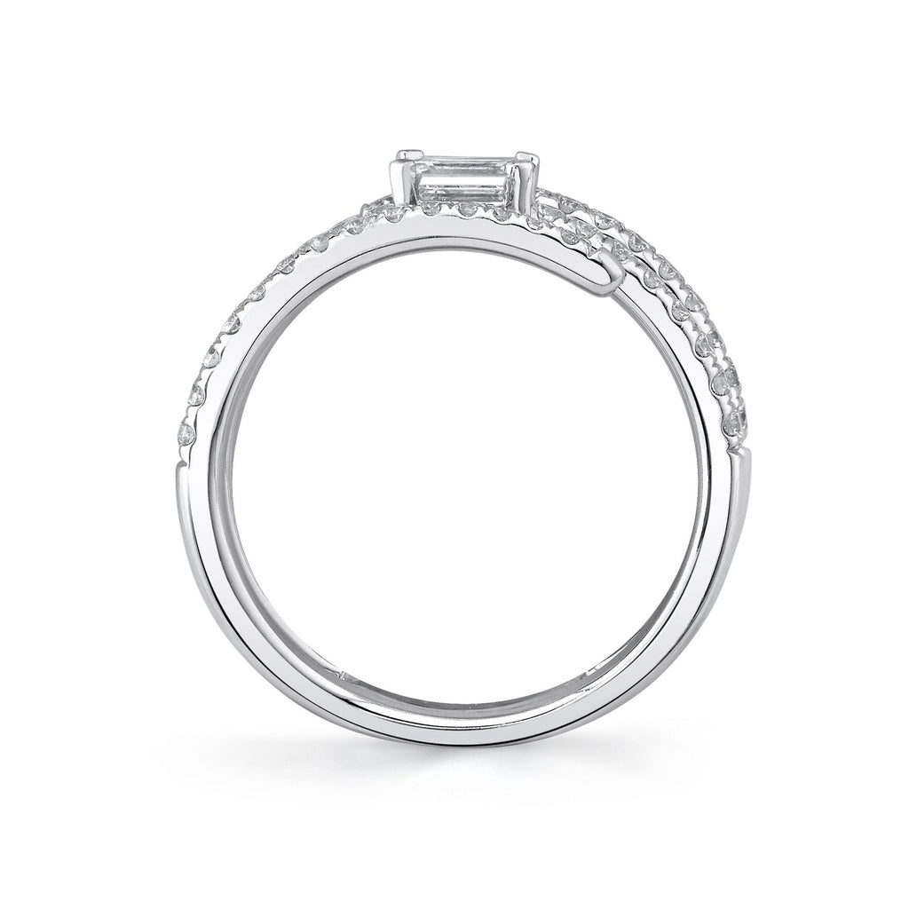 14K white gold diamond ring design.