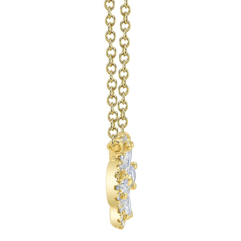Yellow gold necklace with diamond clover pendant.