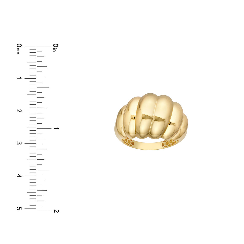 Polished yellow gold ribbed band ring.