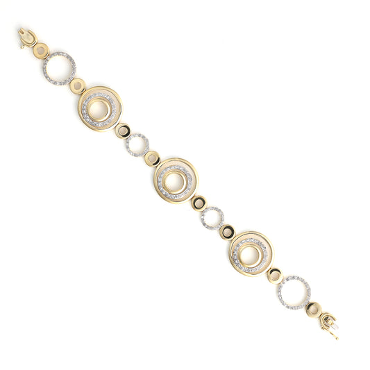 18K yellow gold bracelet with round diamonds.