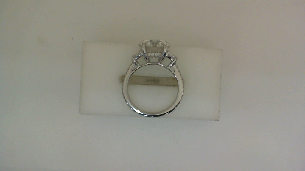 18K white gold engagement ring with diamonds.