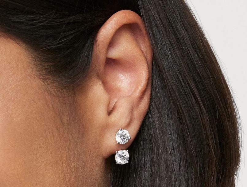 14K white gold earrings with diamonds.