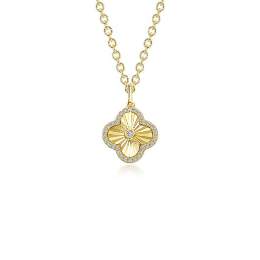 Clover-shaped yellow silver necklace with diamonds.