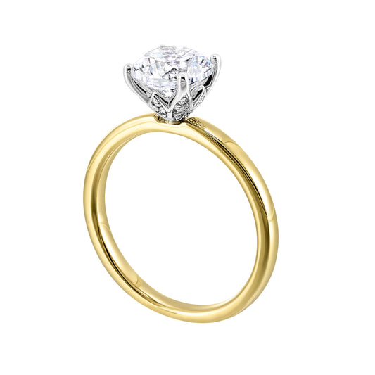 14K yellow gold ring with floral diamond.