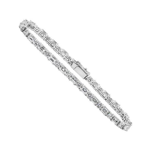14K white gold bracelet with round diamonds.