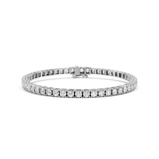 Lab-grown diamond tennis bracelet in white gold.