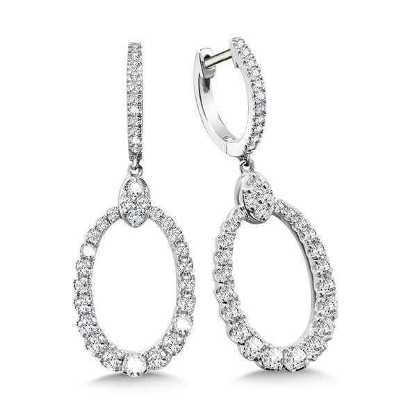 Drop earrings with round diamonds in white gold.