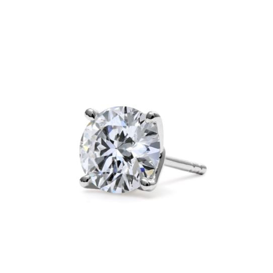 Lab-grown diamond stud in white gold.