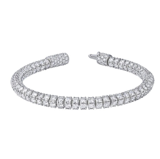 14K white gold bracelet with lab-grown diamonds.
