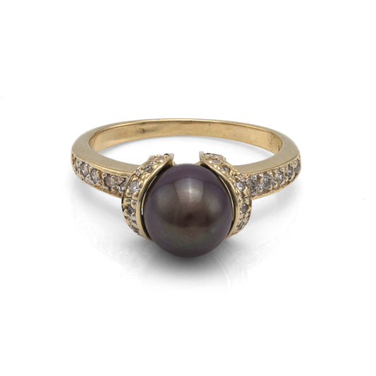 Marks Estate Department 2 Color Gemstone Ring in 14 Karat Yellow Gold with 1 Freshwater Black Pearl