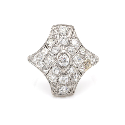 ReMarkable Estate Vintage Natural Diamond Fashion Ring in Platinum White with 0.10ctw H/I SI2-I1 Old European Diamond