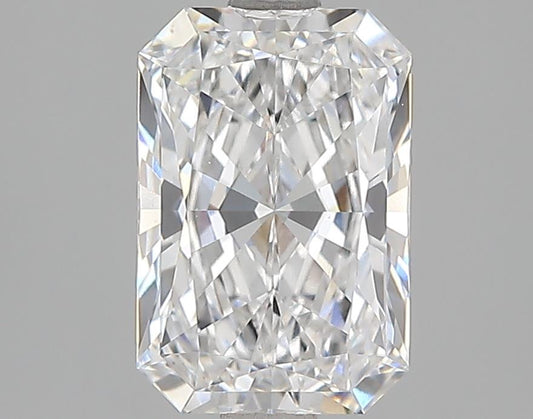 Radiant-cut lab diamond with brilliant facets.