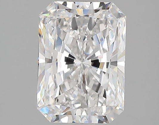 Radiant-cut lab diamond with brilliant facets.