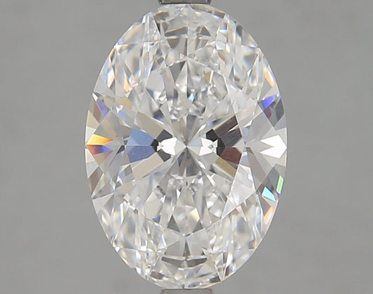 Oval-shaped lab diamond with brilliant facets.