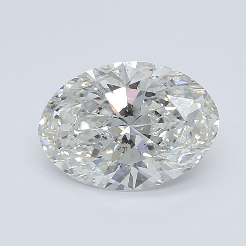 Oval-cut lab diamond, brilliant facets, 2.57 carats.