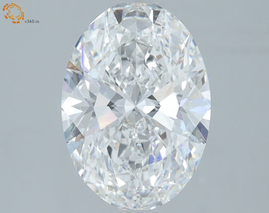Oval-cut lab diamond with brilliant facets.