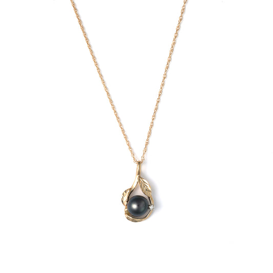 Marks Estate Dept 1 Color Gemstone Necklace in 14 Karat Yellow Gold with 1 Round Black Pearl