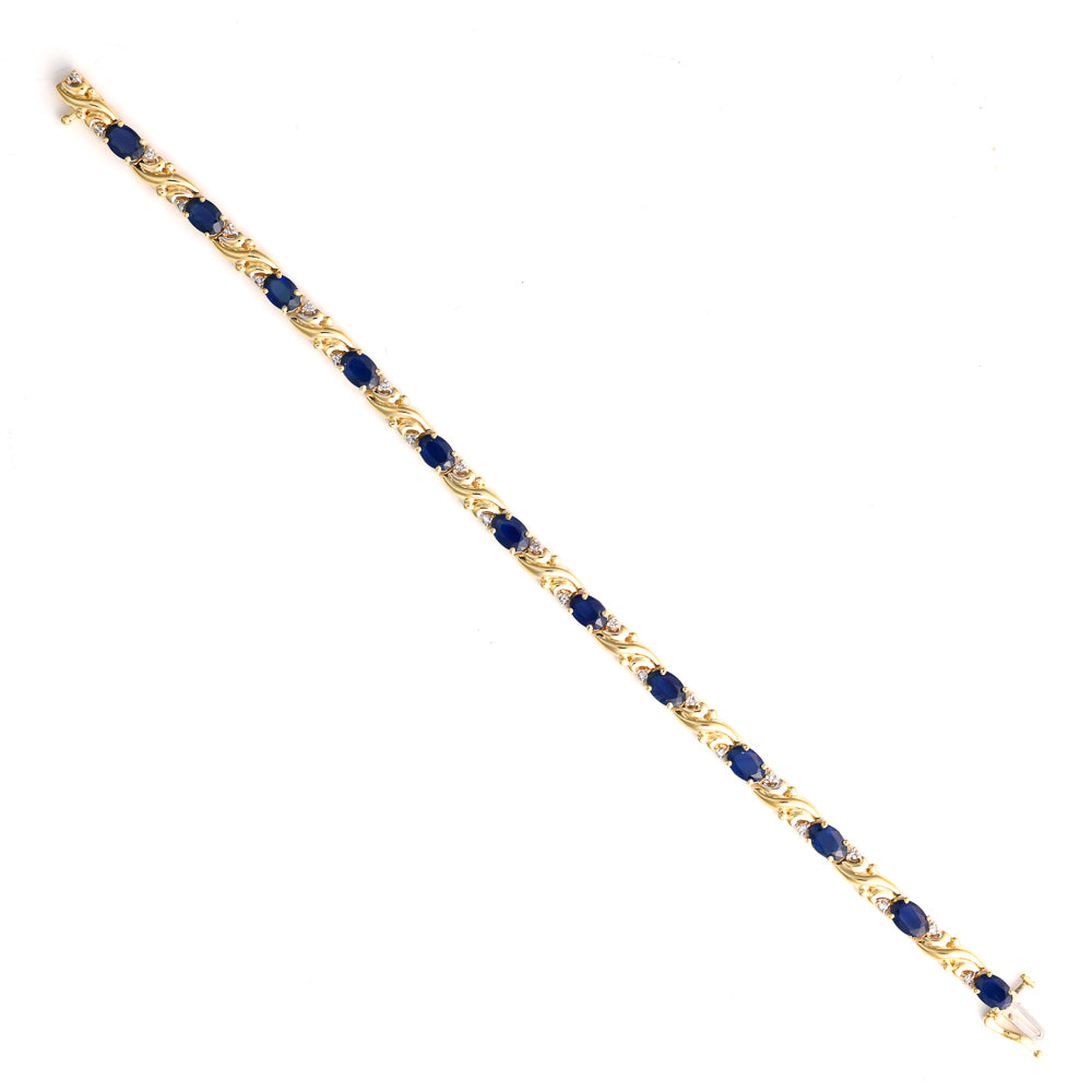 Blue sapphire bracelet in yellow gold.