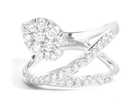 Diamond cluster ring, 18K white gold.