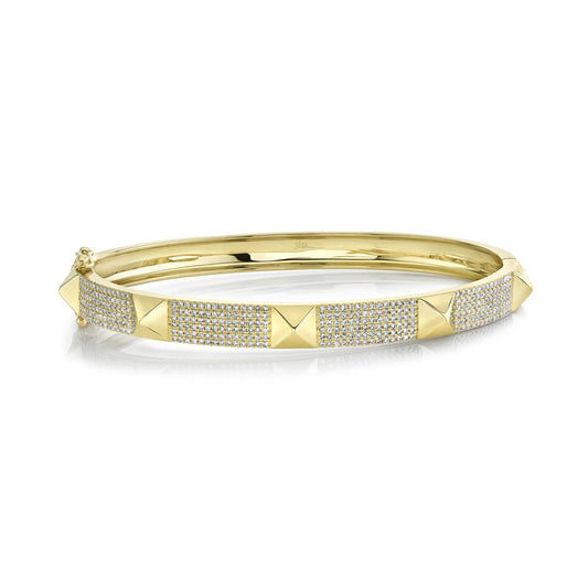 Yellow gold bracelet with round diamonds.