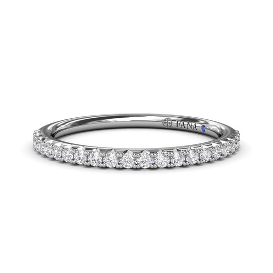 Diamond band with round stones, white gold.