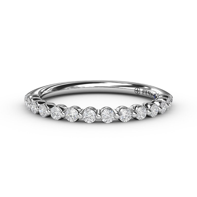 14K white gold diamond wedding band